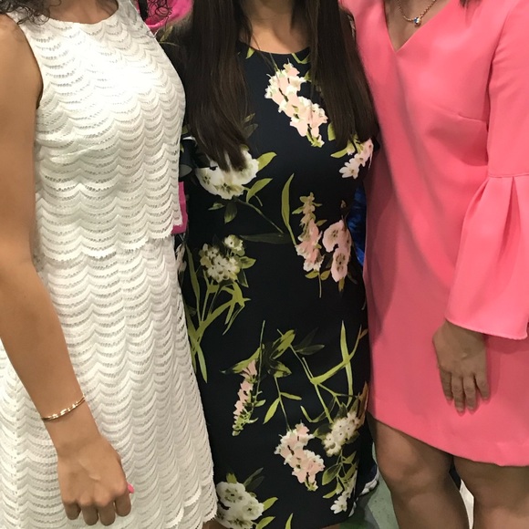 Tommy Hilfiger floral print flutter sleeve dress - Picture 3 of 3